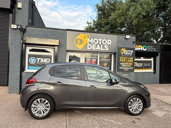 Used Peugeot 208 2019 for sale - 75551690: Photo 8