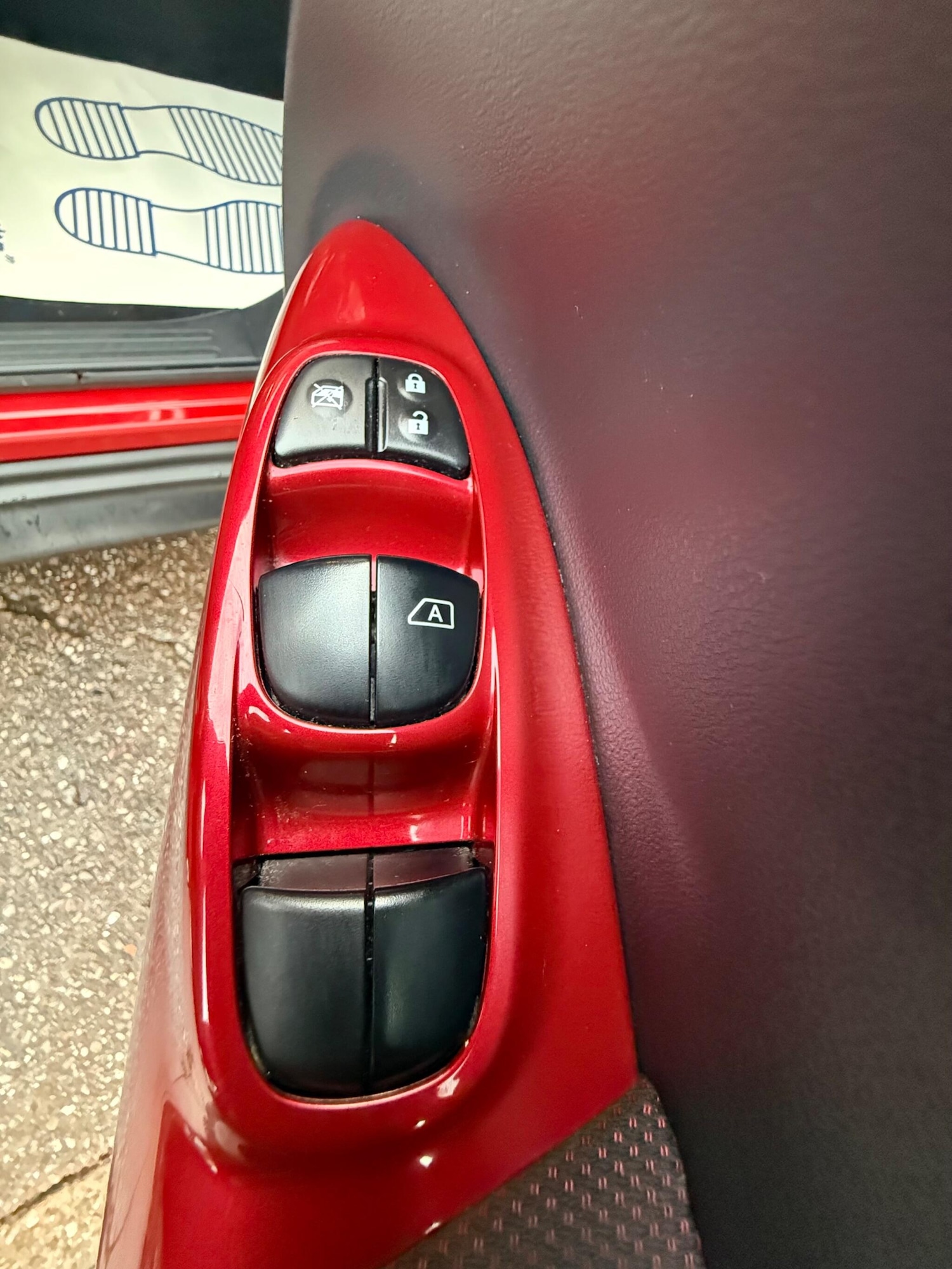 Used Nissan Juke 2016 for sale - 76689004: Photo 28