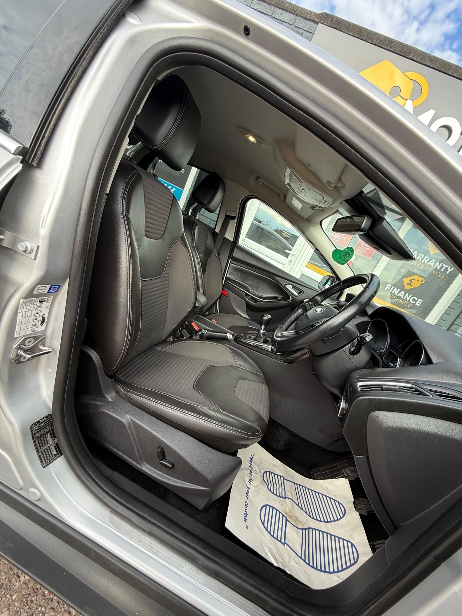 Used Ford Focus for sale - 76996700: Photo 15