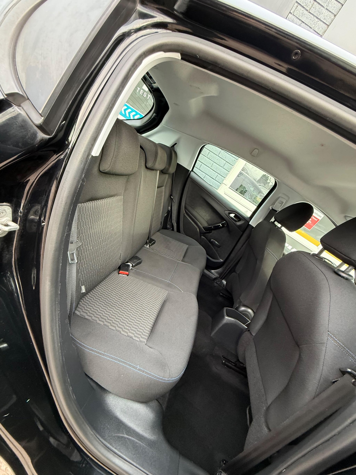 Used Peugeot 208 2018 for sale - 78127378: Photo 21