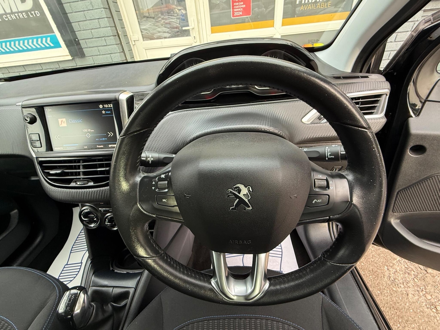 Used Peugeot 208 2018 for sale - 78127378: Photo 24