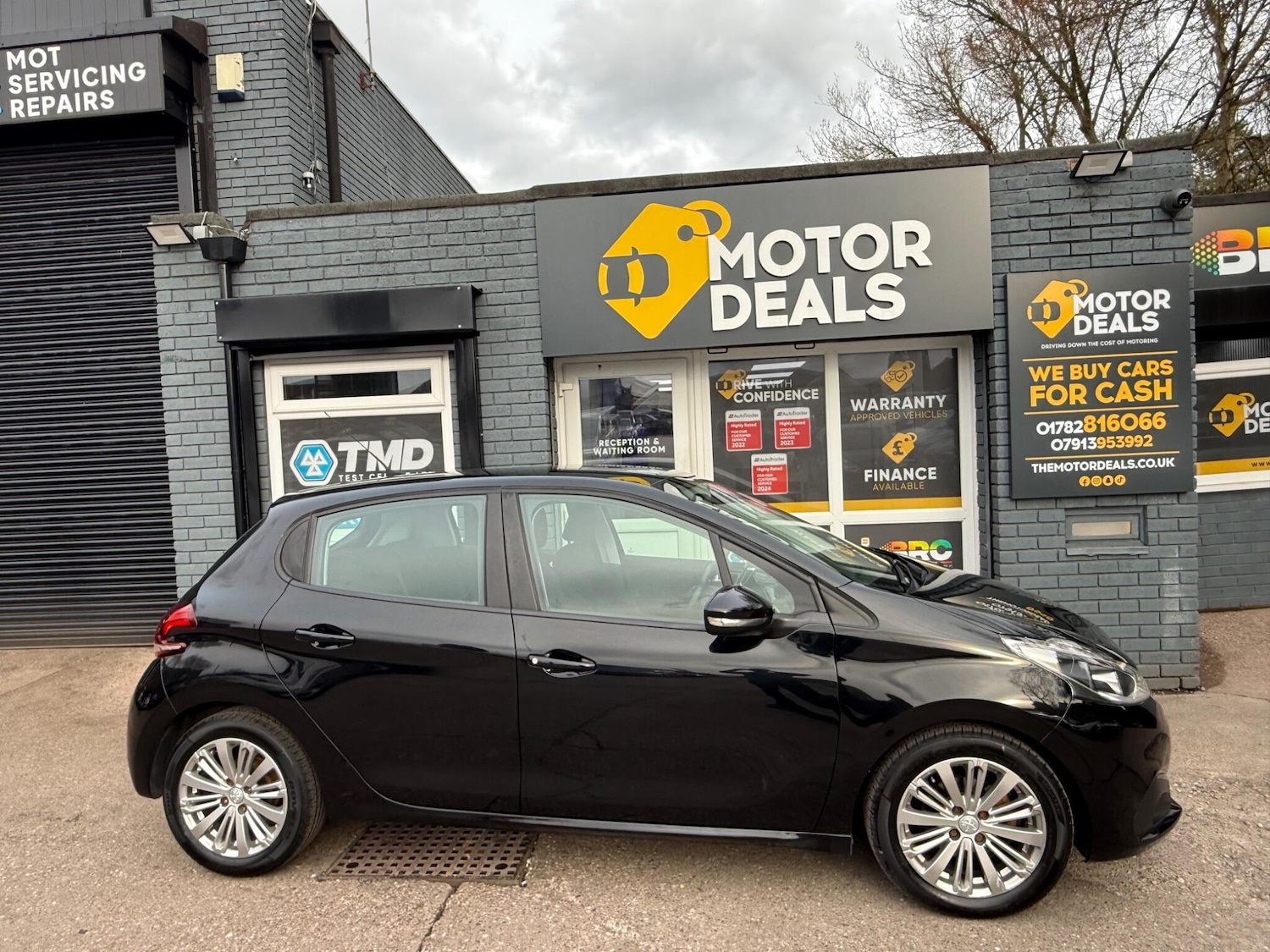 Used Peugeot 208 2018 for sale - 78127378: Photo 8