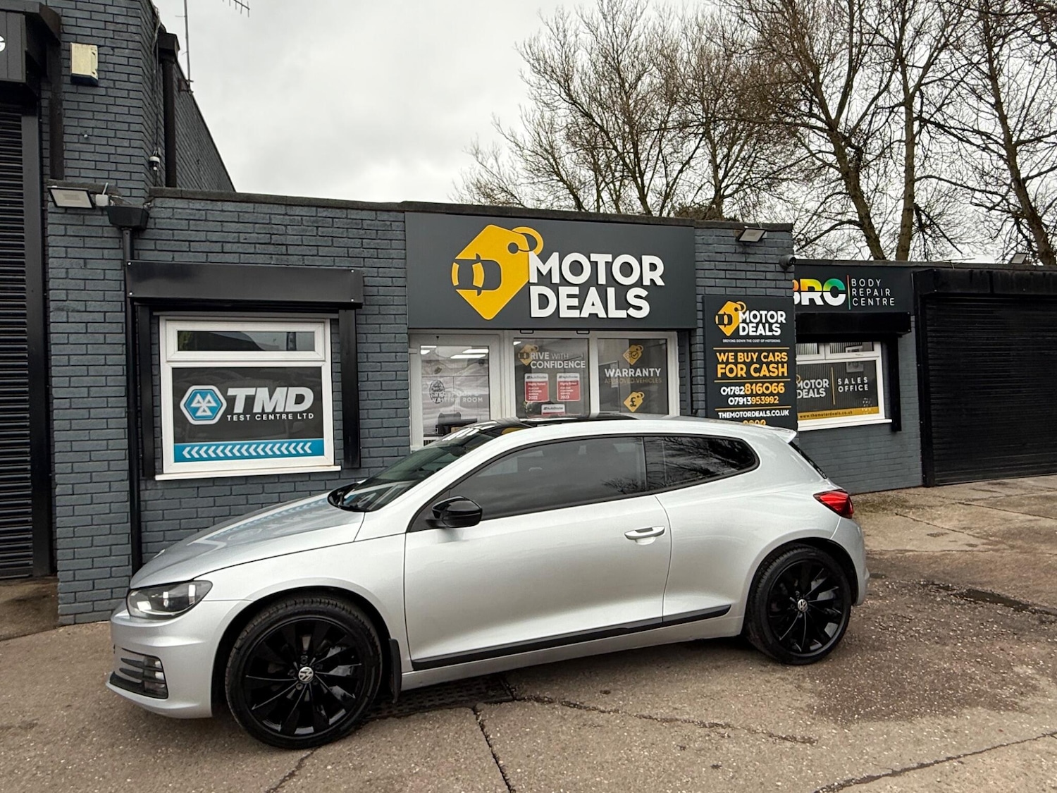 Used Volkswagen Scirocco for sale - 77808221: Photo 3