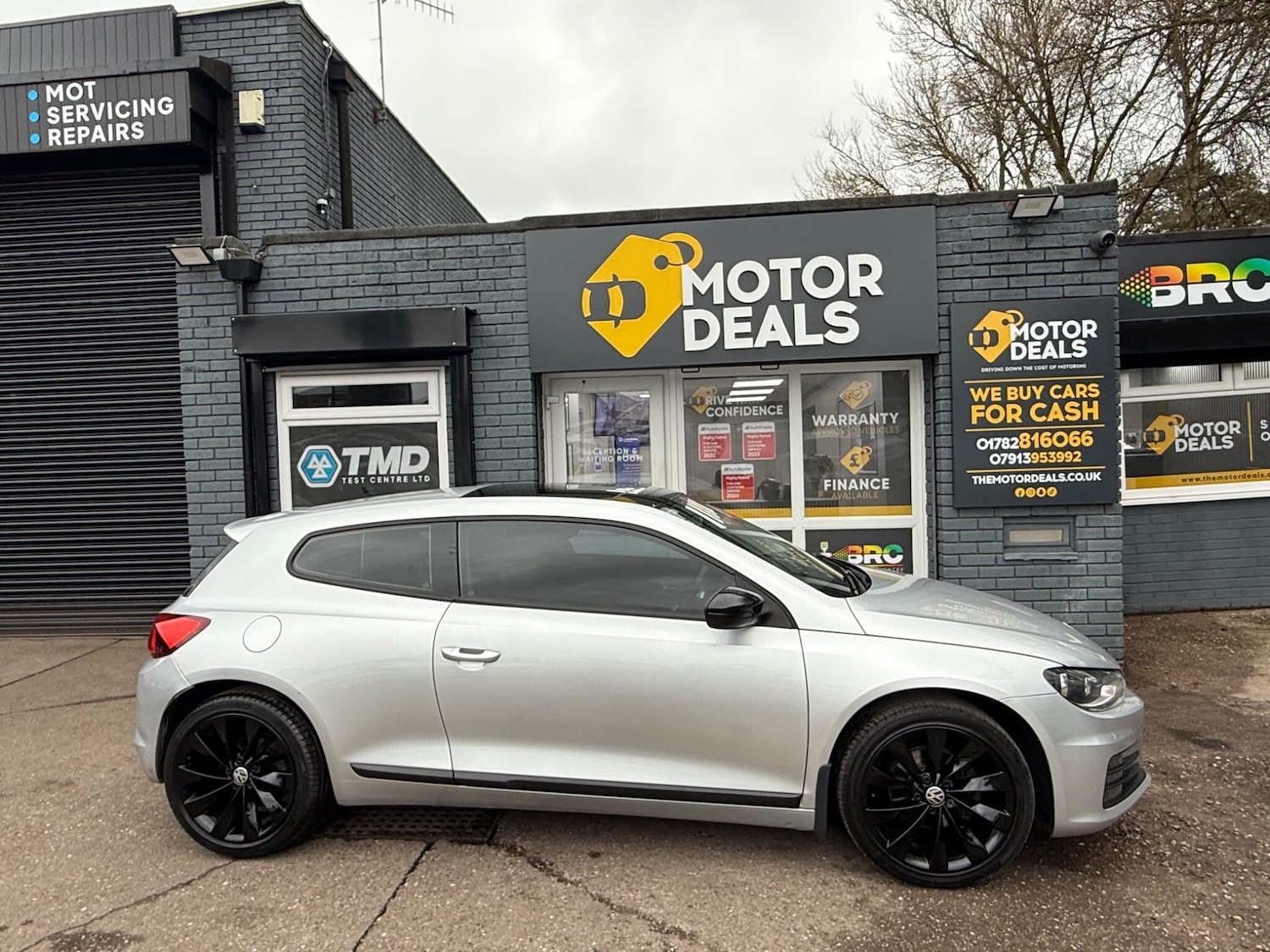 Used Volkswagen Scirocco for sale - 77808221: Photo 5