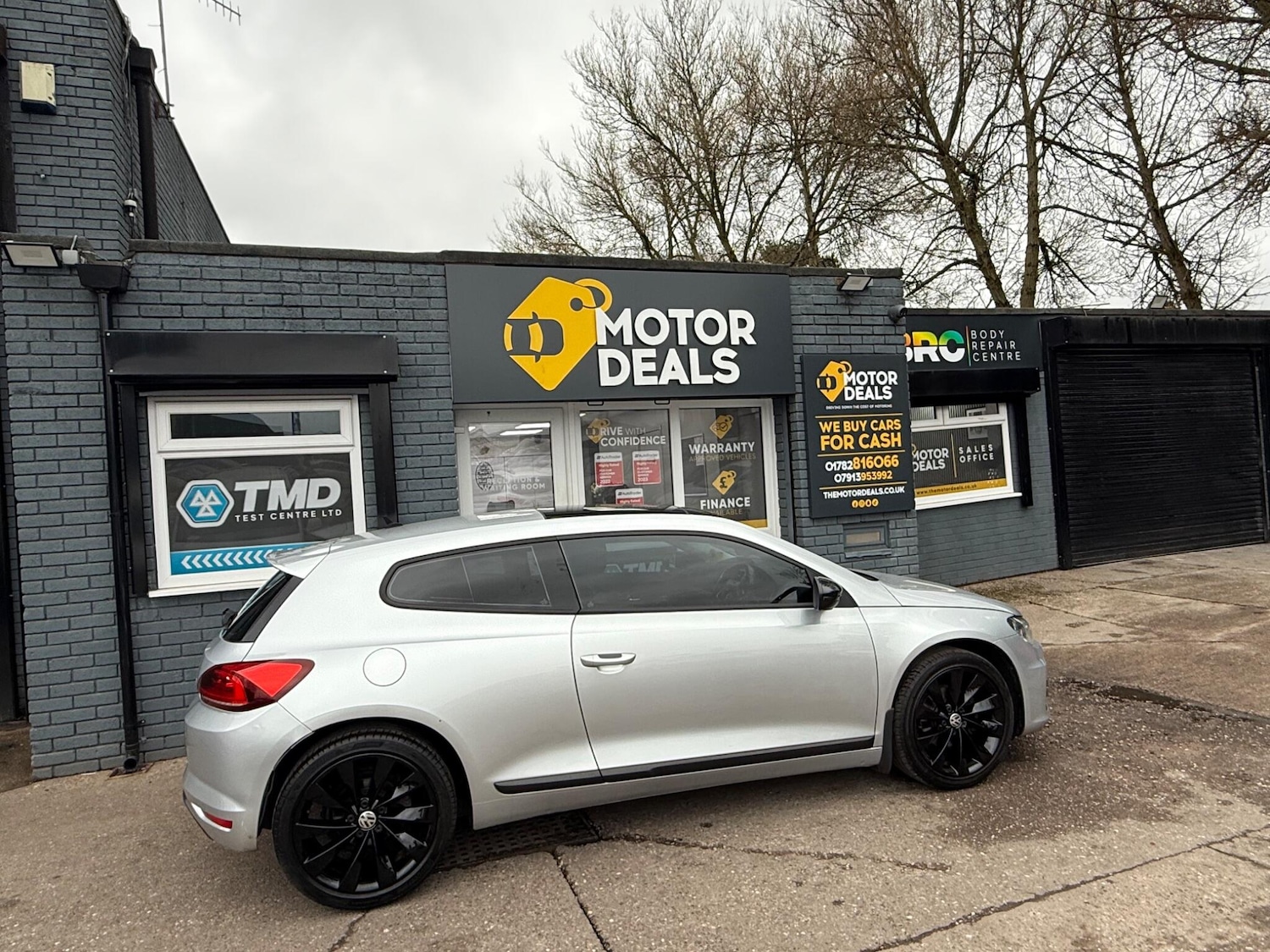 Used Volkswagen Scirocco for sale - 77808221: Photo 6