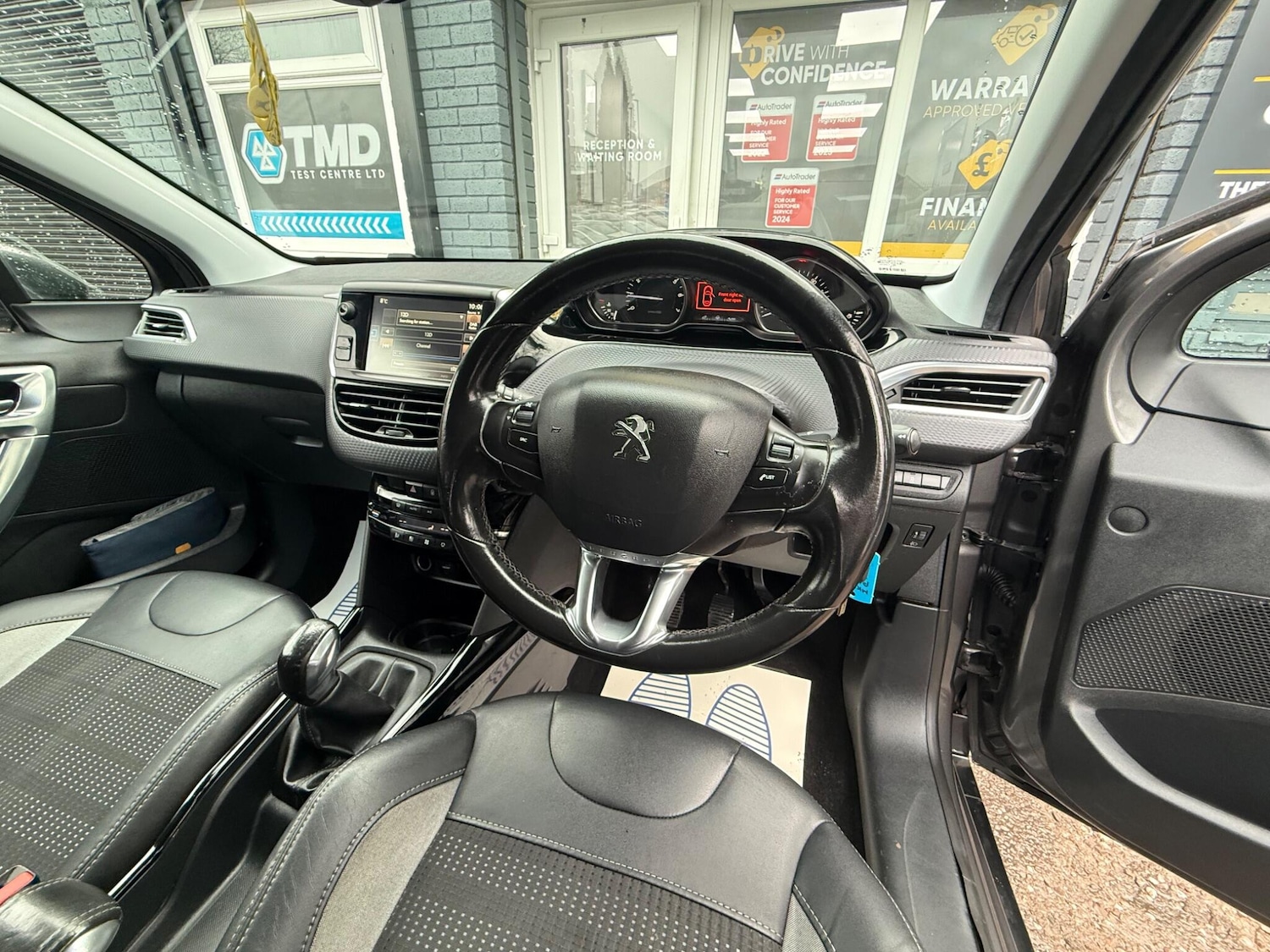 Used Peugeot 2008 2016 for sale - 77633491: Photo 23