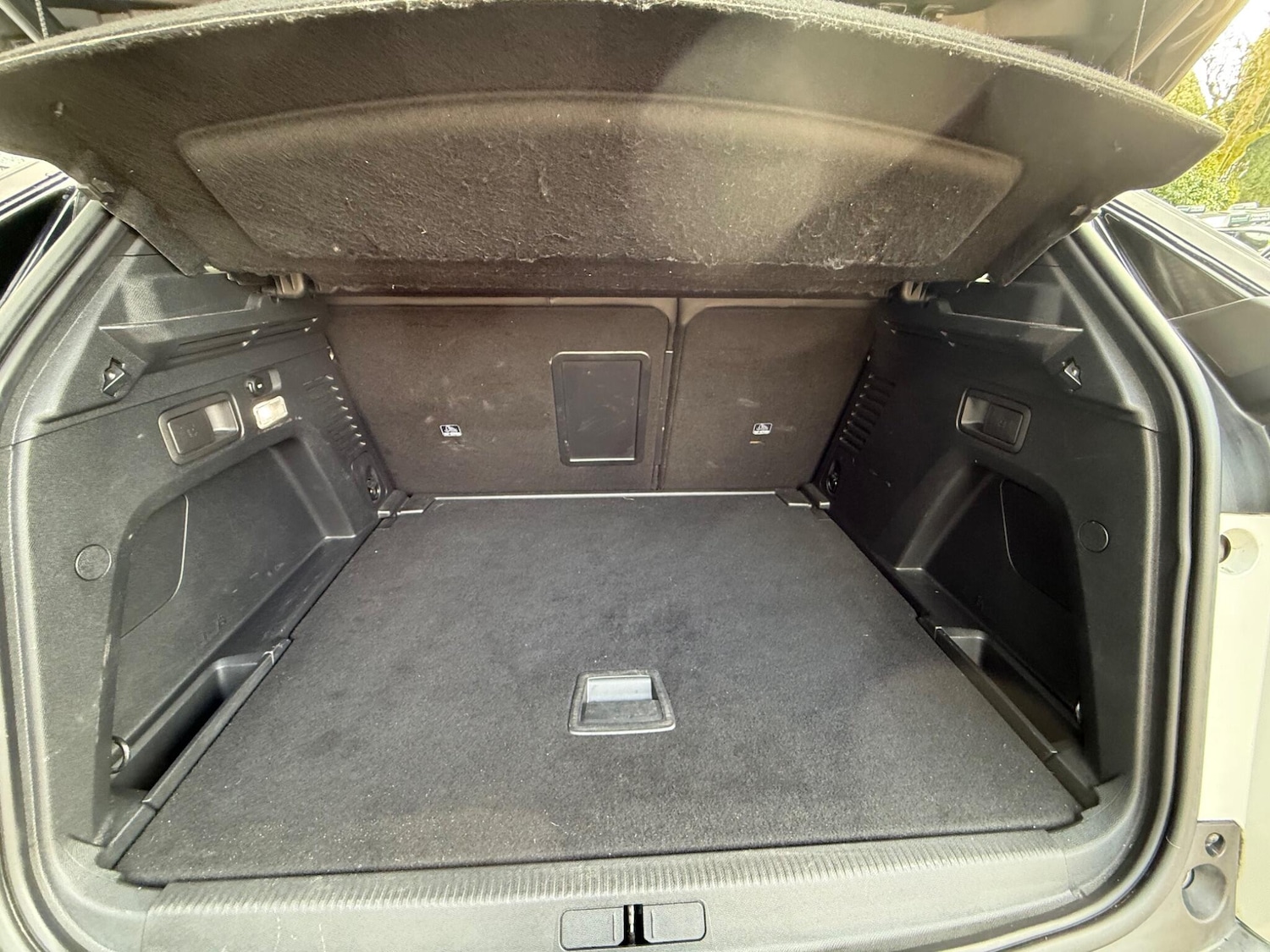 Used Peugeot 3008 2018 for sale - 77783339: Photo 30