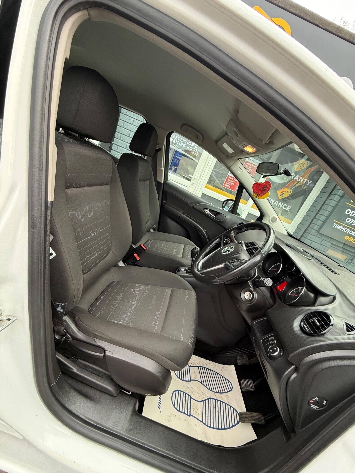 Used Vauxhall Meriva 2017 for sale - 78127585: Photo 15