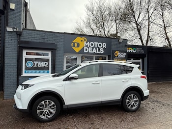 Used Toyota RAV4 2017 for sale - 76701998: Photo