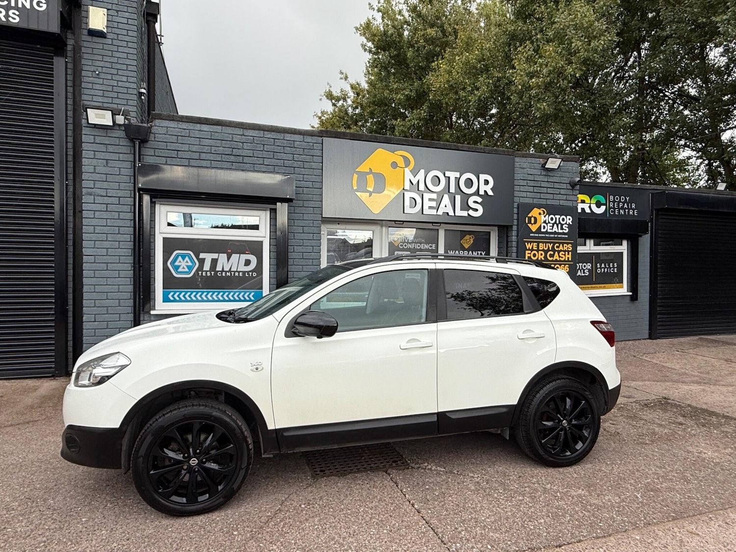 Used Nissan Qashqai for sale - 76521749: Photo 3