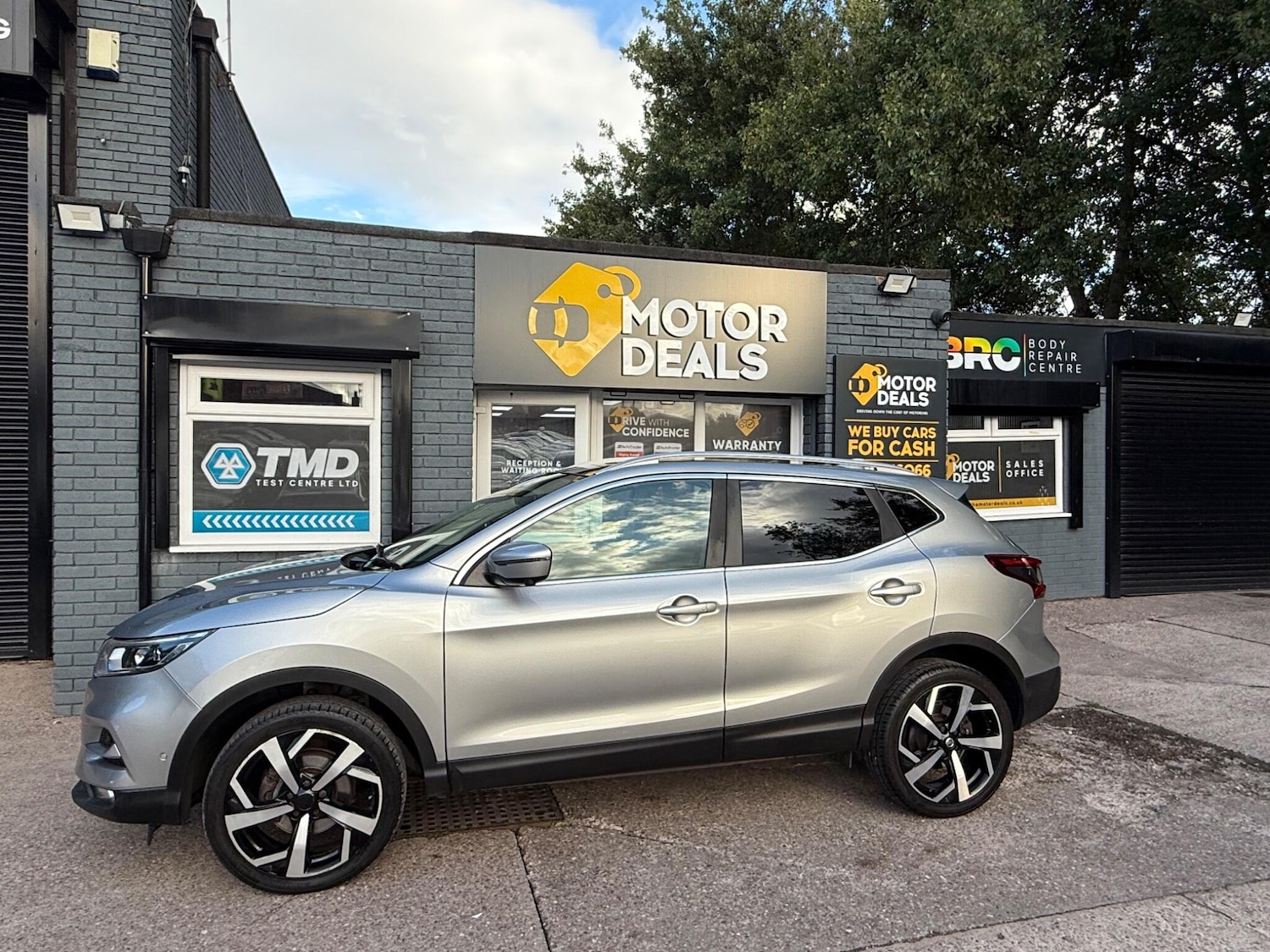 Used Nissan Qashqai 2018 for sale - 76988318: Photo 3