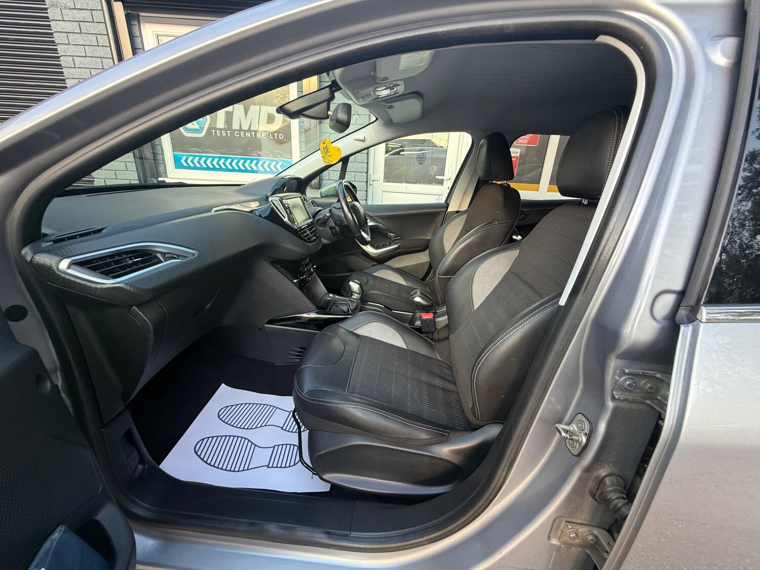 Used Peugeot 2008 2018 for sale - 77203228: Photo 17