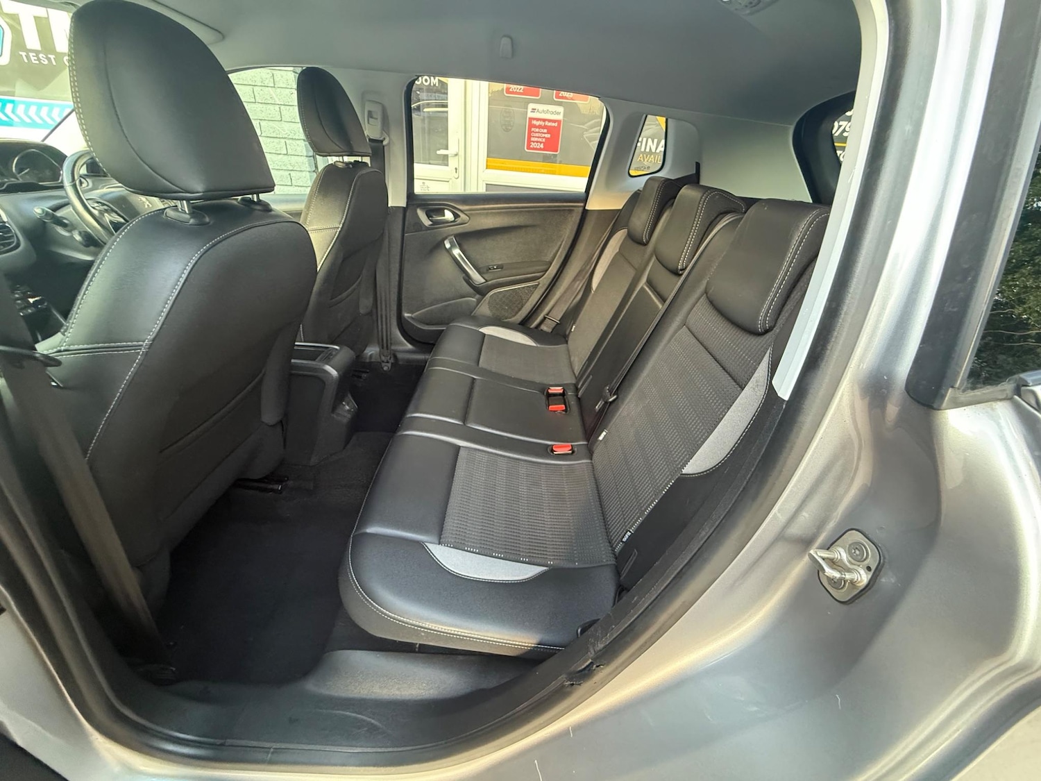 Used Peugeot 2008 2018 for sale - 77203228: Photo 19