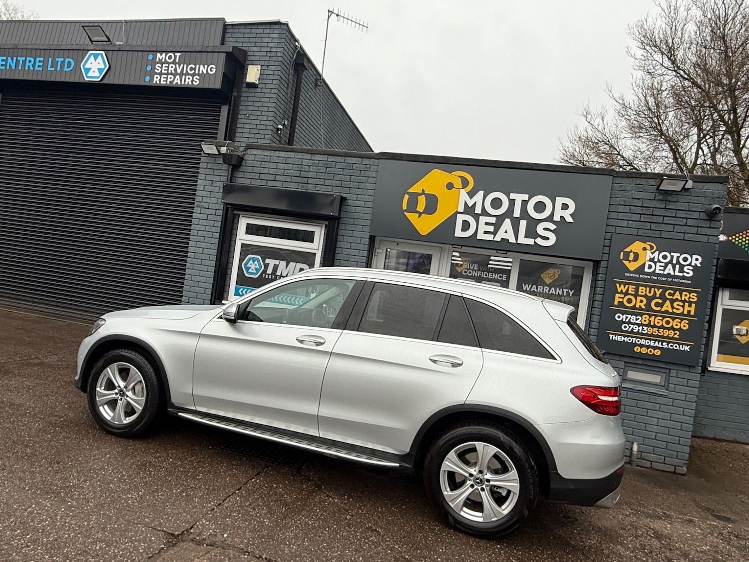 Used Mercedes-Benz GLC 2018 for sale - 77633681: Photo 10