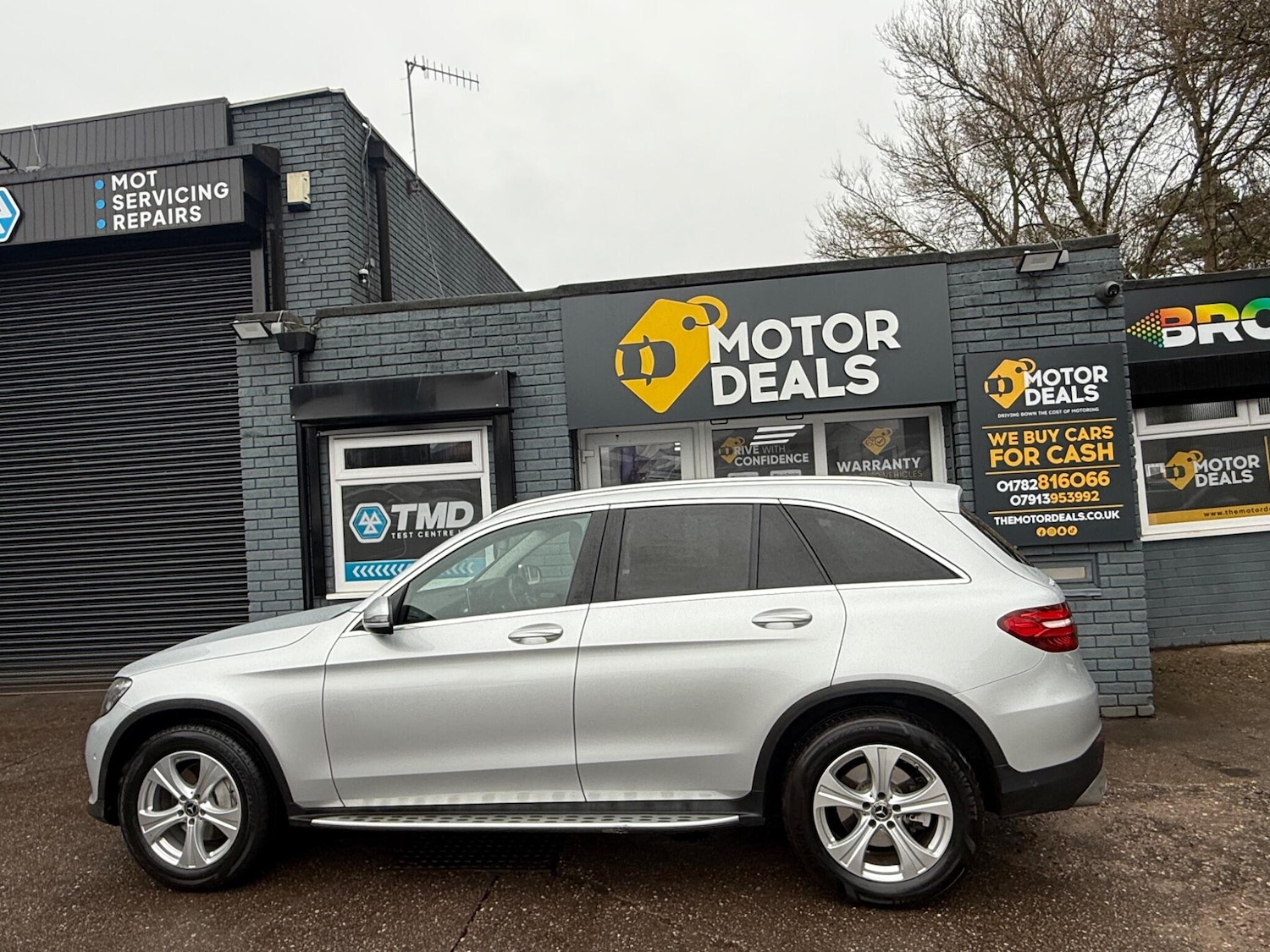 Used Mercedes-Benz GLC 2018 for sale - 77633681: Photo 11