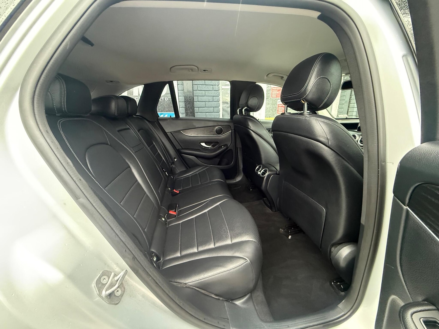 Used Mercedes-Benz GLC 2018 for sale - 77633681: Photo 21