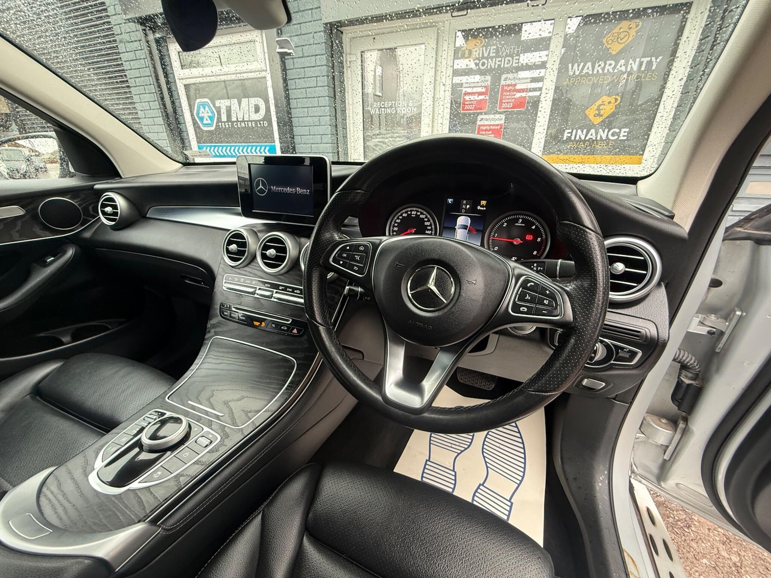 Used Mercedes-Benz GLC 2018 for sale - 77633681: Photo 23