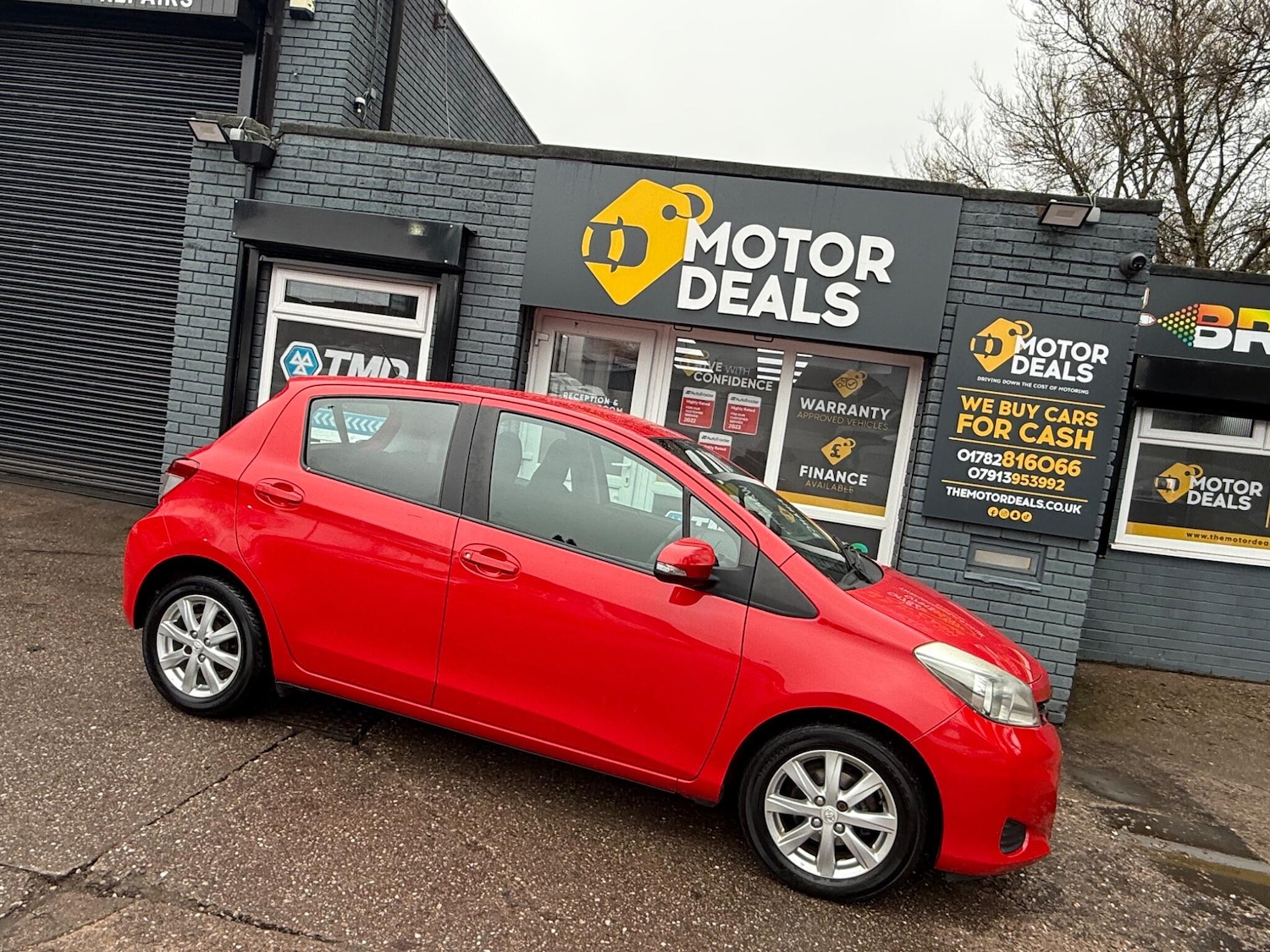 Used Toyota Yaris 2013 for sale - 77400518: Photo 1