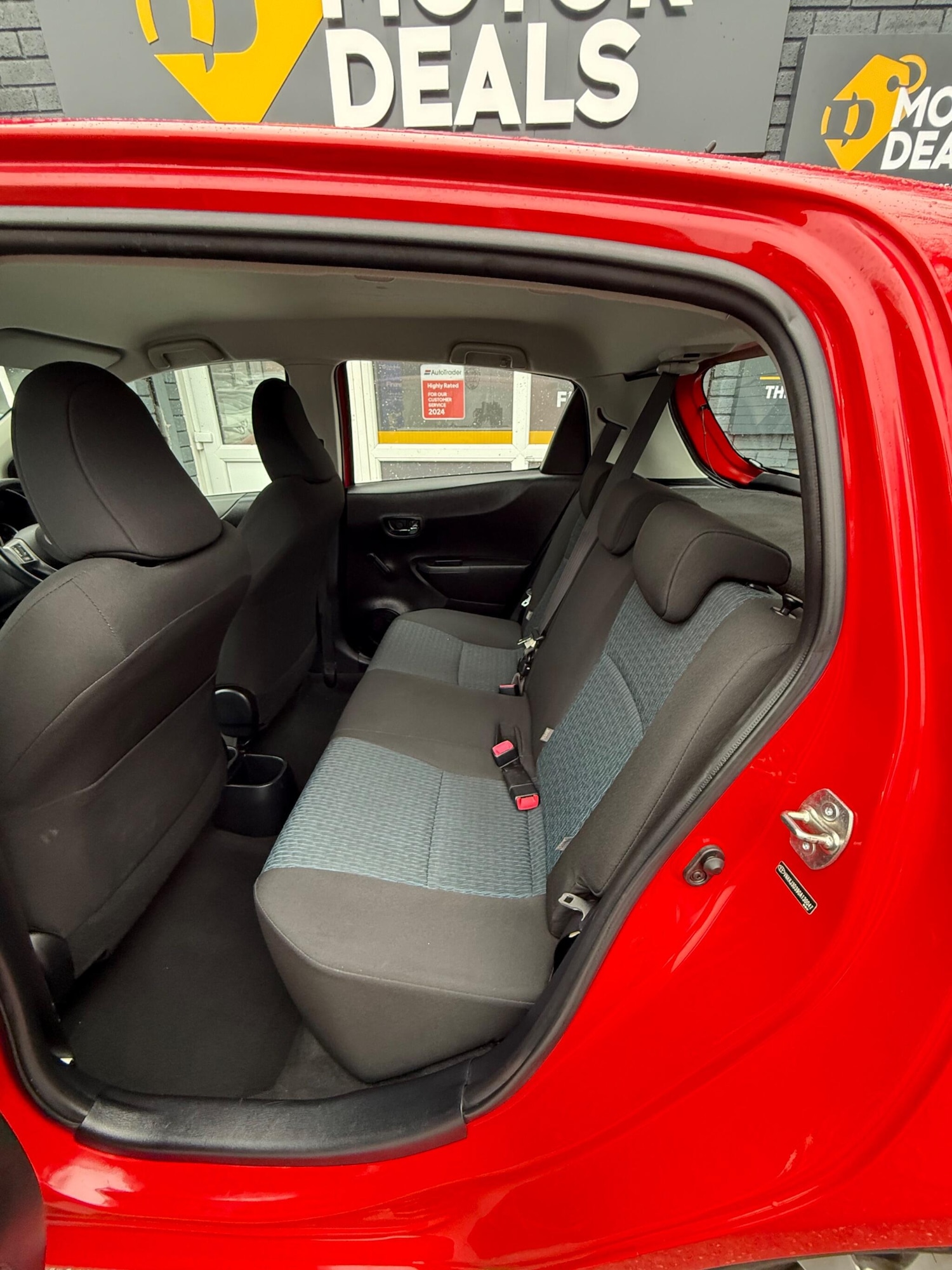 Used Toyota Yaris 2013 for sale - 77400518: Photo 20