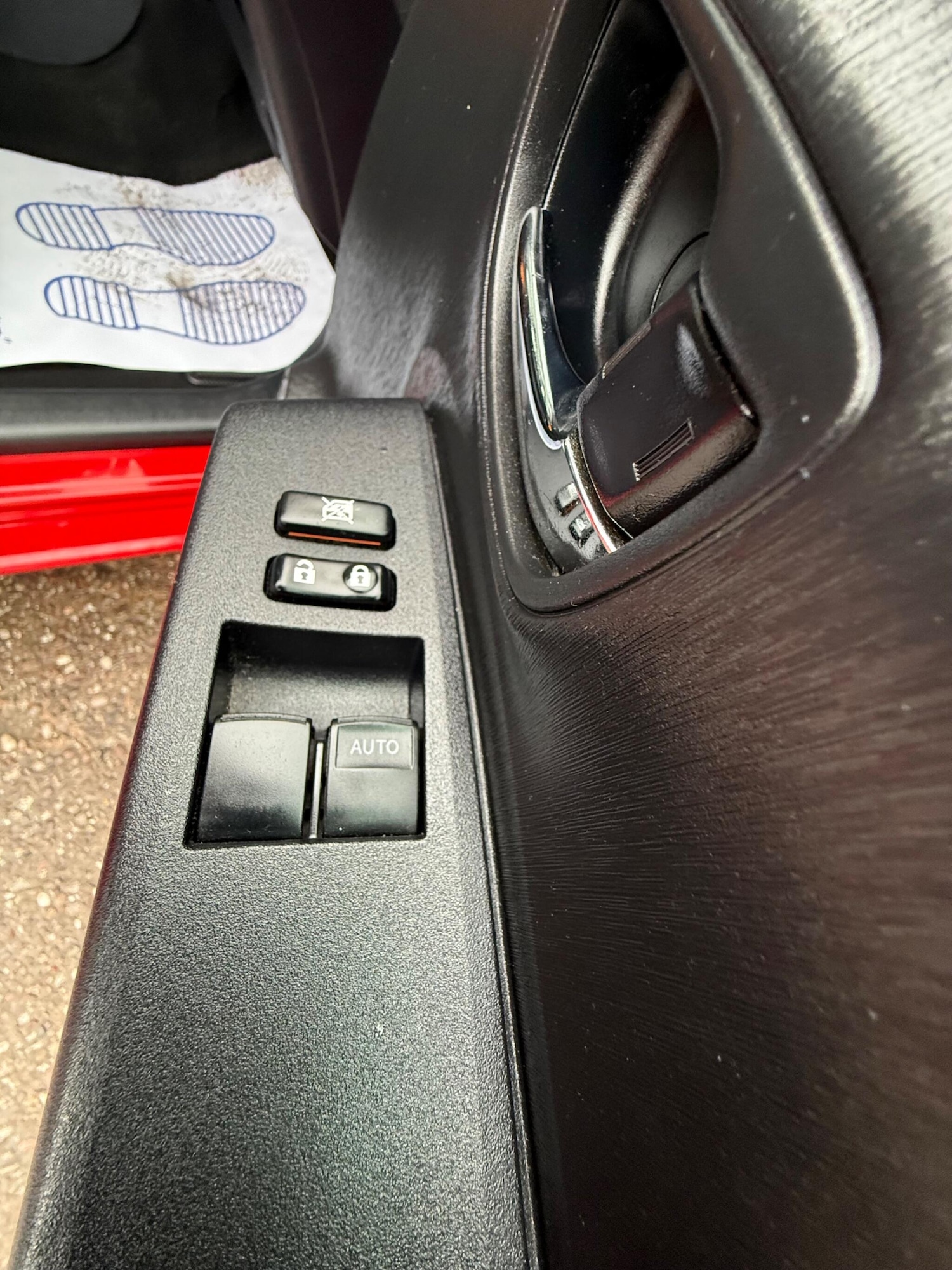 Used Toyota Yaris 2013 for sale - 77400518: Photo 27