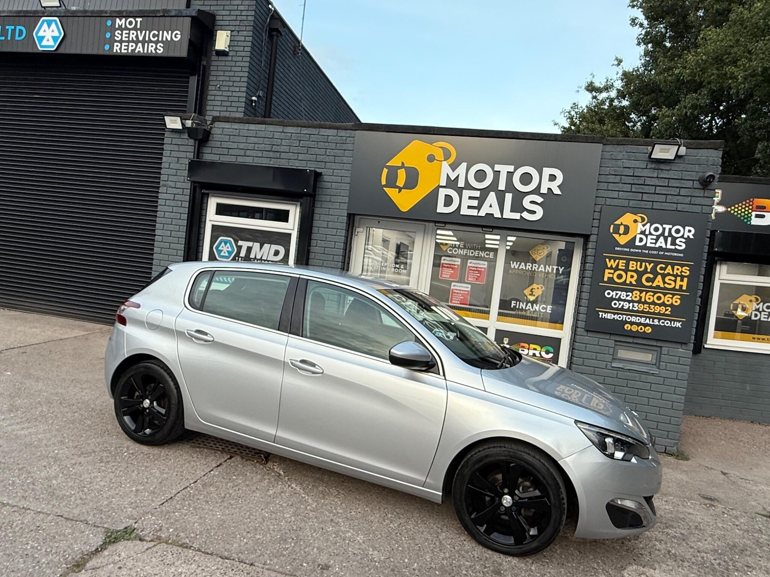 Used Peugeot 308 2017 for sale - 77396439: Photo 1