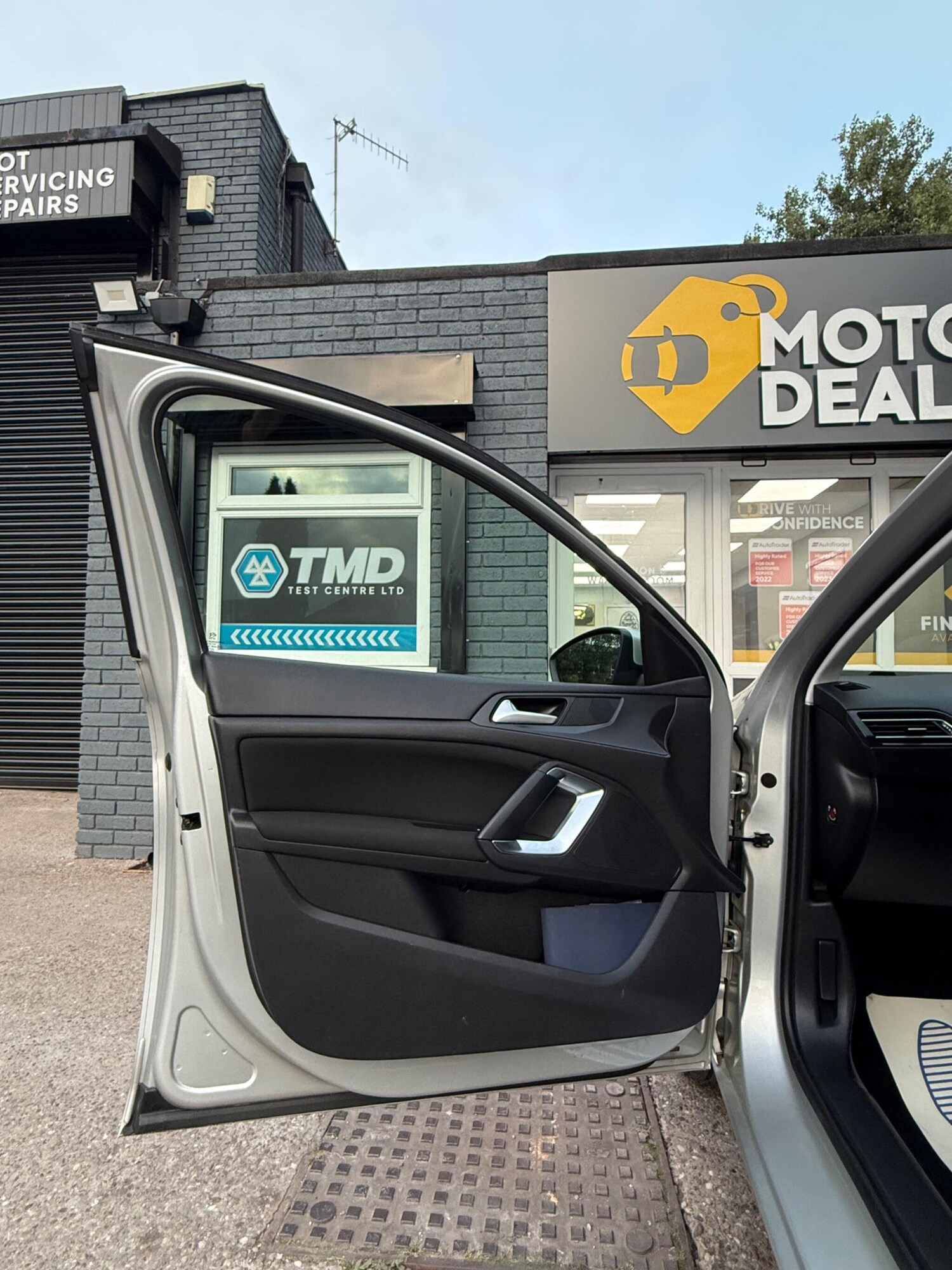 Used Peugeot 308 2017 for sale - 77396439: Photo 13