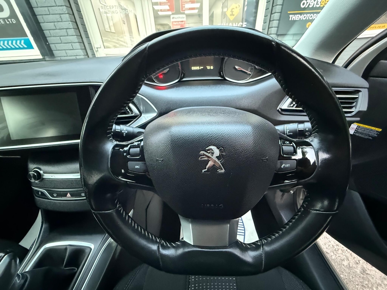 Used Peugeot 308 2017 for sale - 77396439: Photo 24