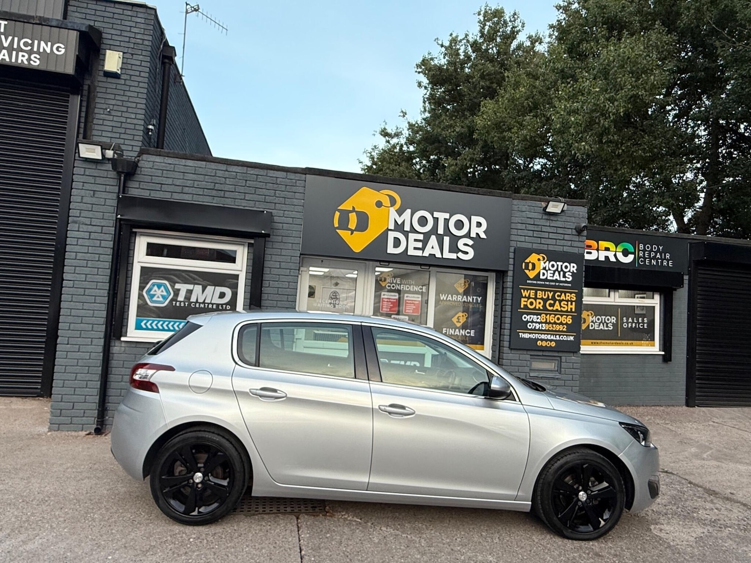 Used Peugeot 308 2017 for sale - 77396439: Photo 8