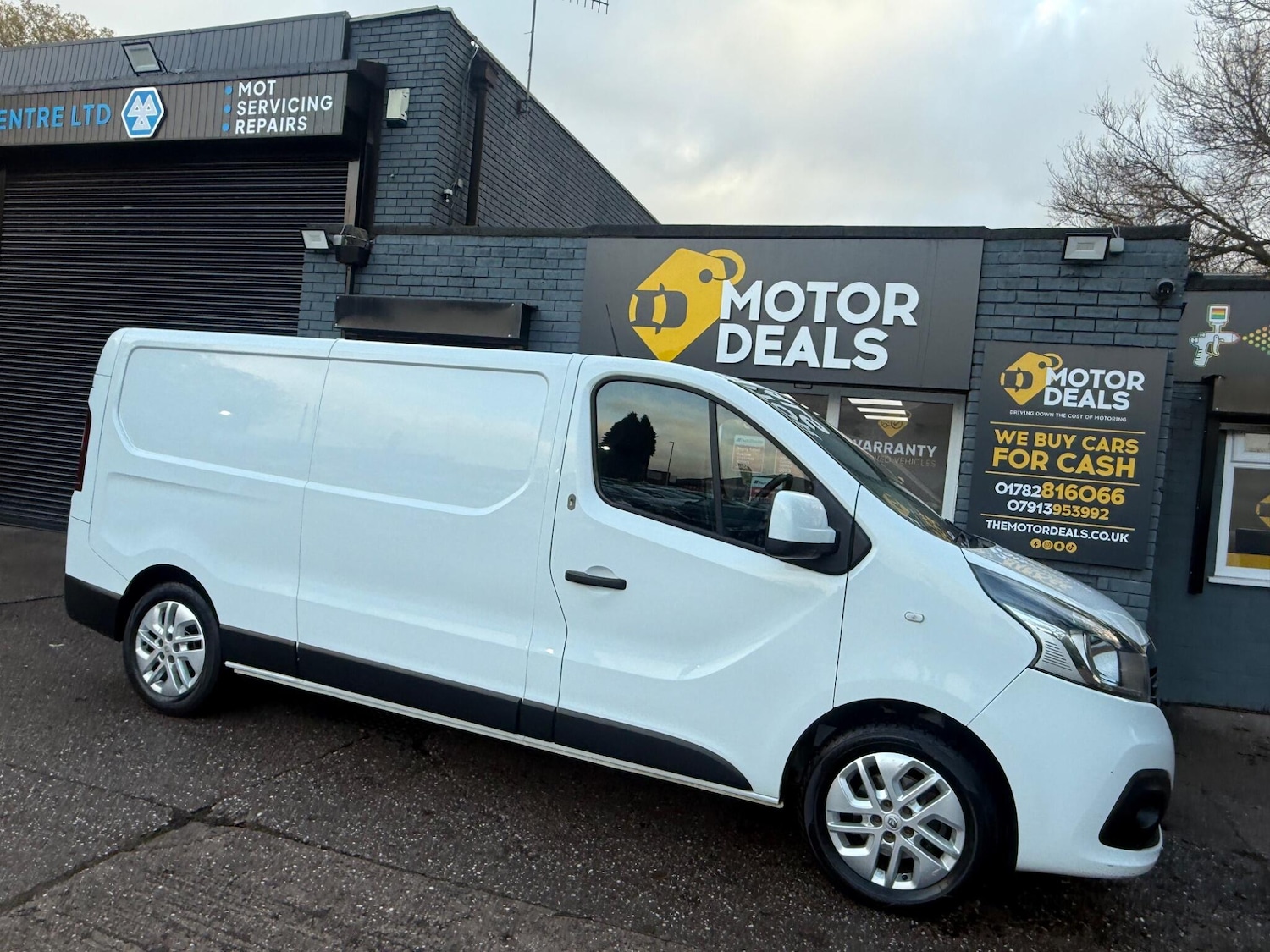 Used Renault Trafic 2019 for sale - 76752640: Photo 1