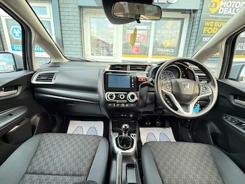 Used Honda Jazz 2016 for sale - 77255262: Photo