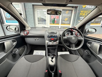 Used Toyota AYGO 2011 for sale - 78492289: Photo