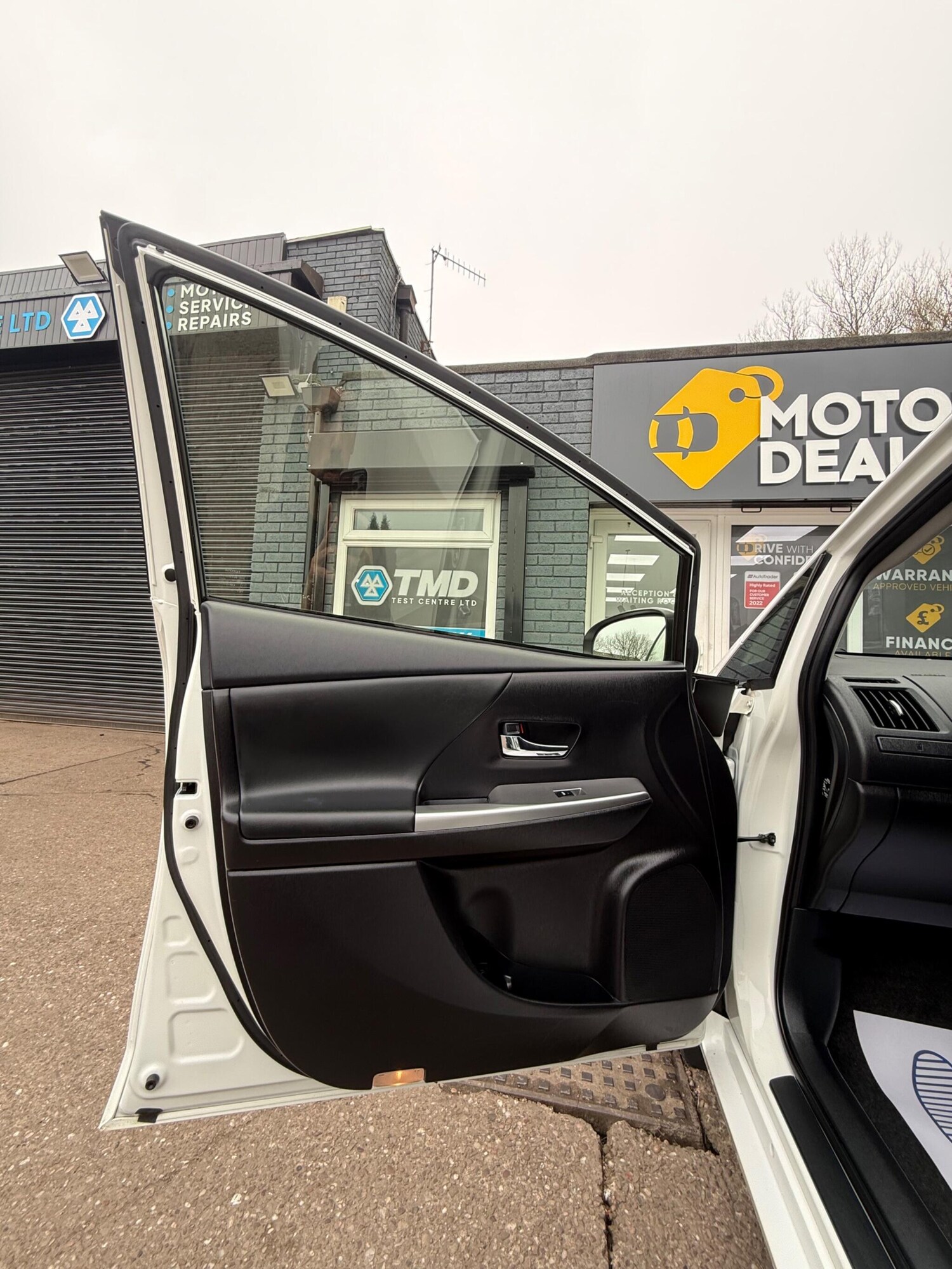 Used Toyota Prius+ 2020 for sale - 77808230: Photo 13