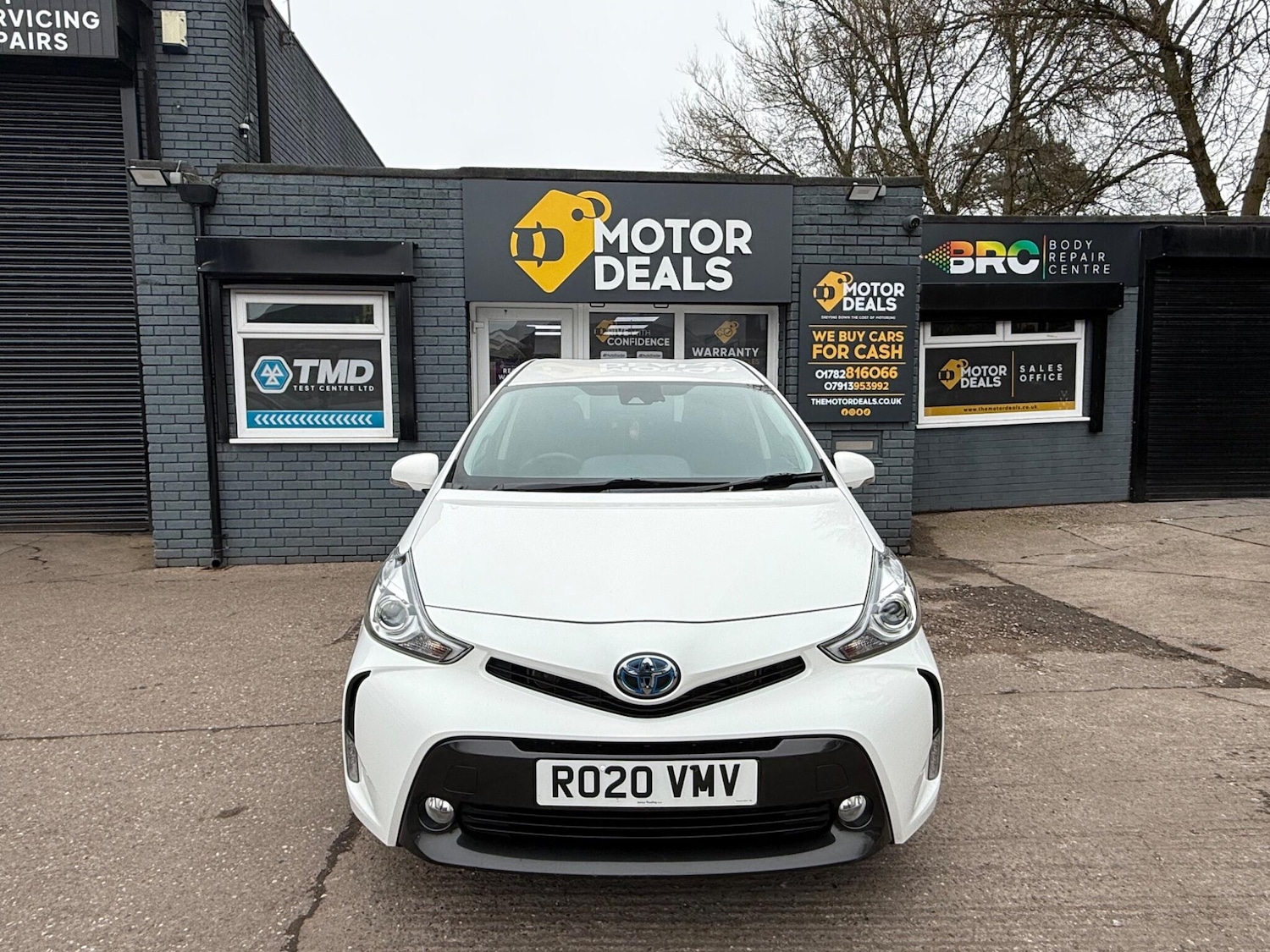 Used Toyota Prius+ 2020 for sale - 77808230: Photo 2