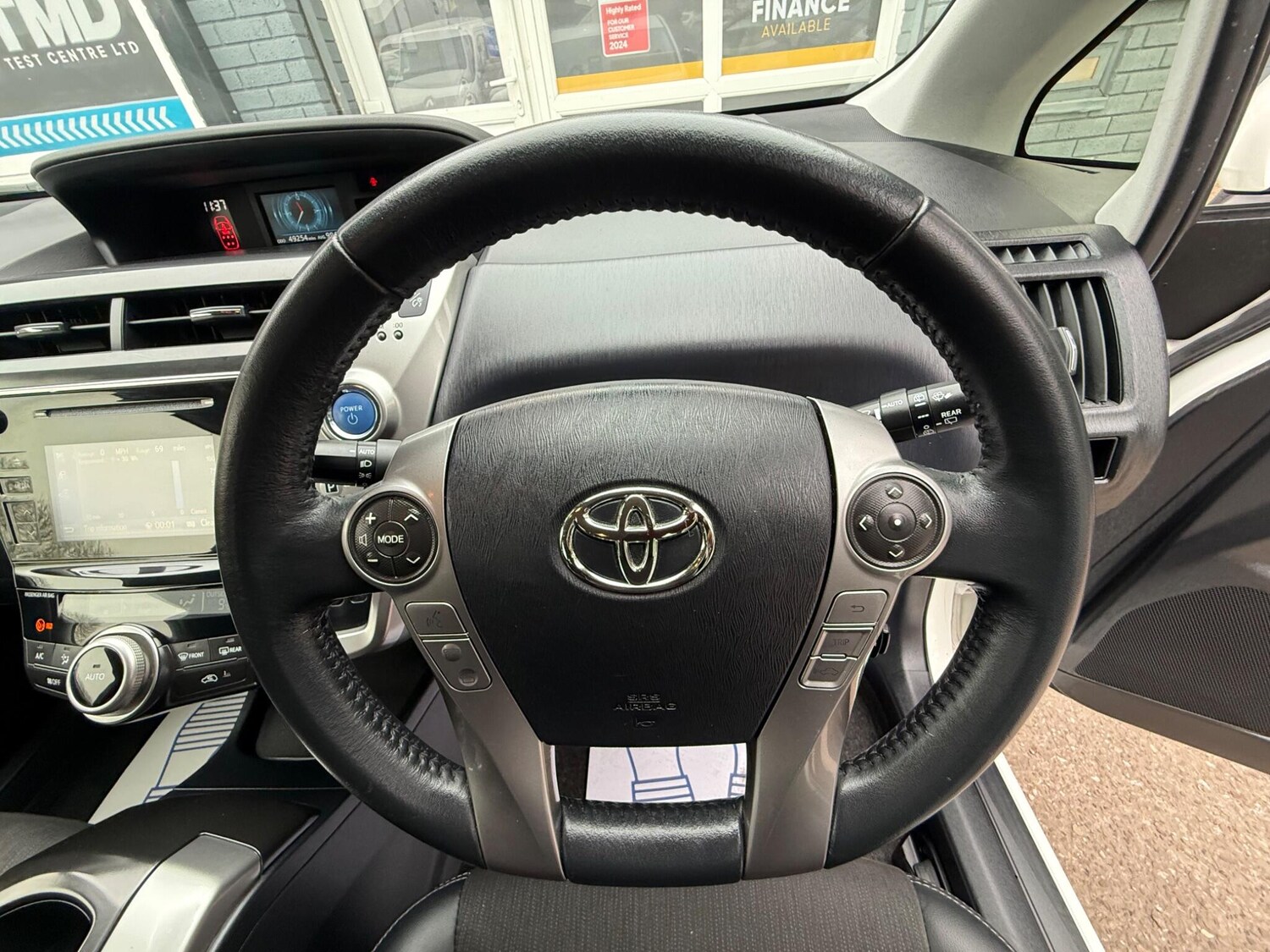Used Toyota Prius+ 2020 for sale - 77808230: Photo 26