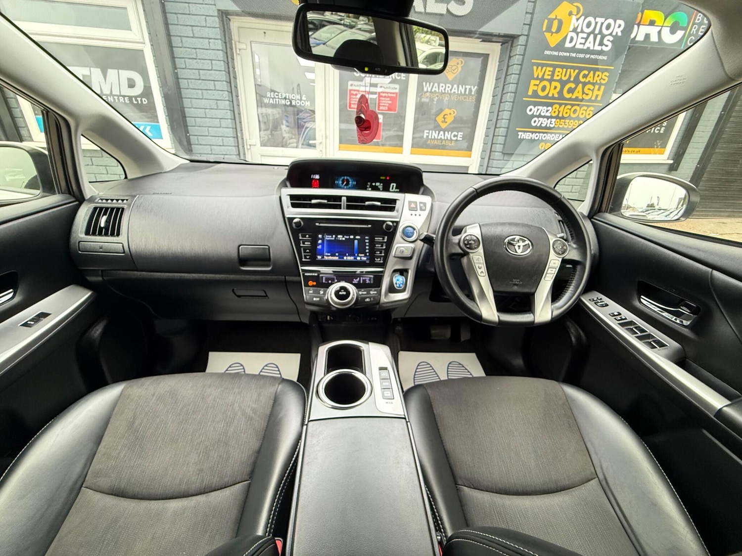 Used Toyota Prius+ 2020 for sale - 77808230: Photo 4