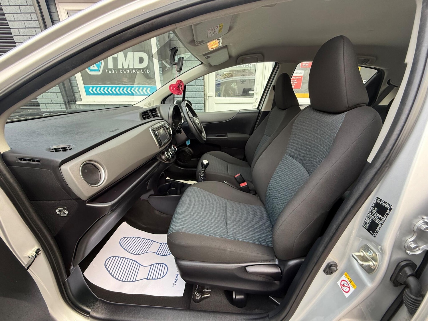 Used Toyota Yaris 2013 for sale - 76633397: Photo 17