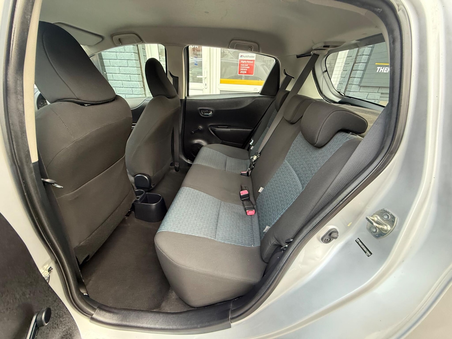 Used Toyota Yaris 2013 for sale - 76633397: Photo 19