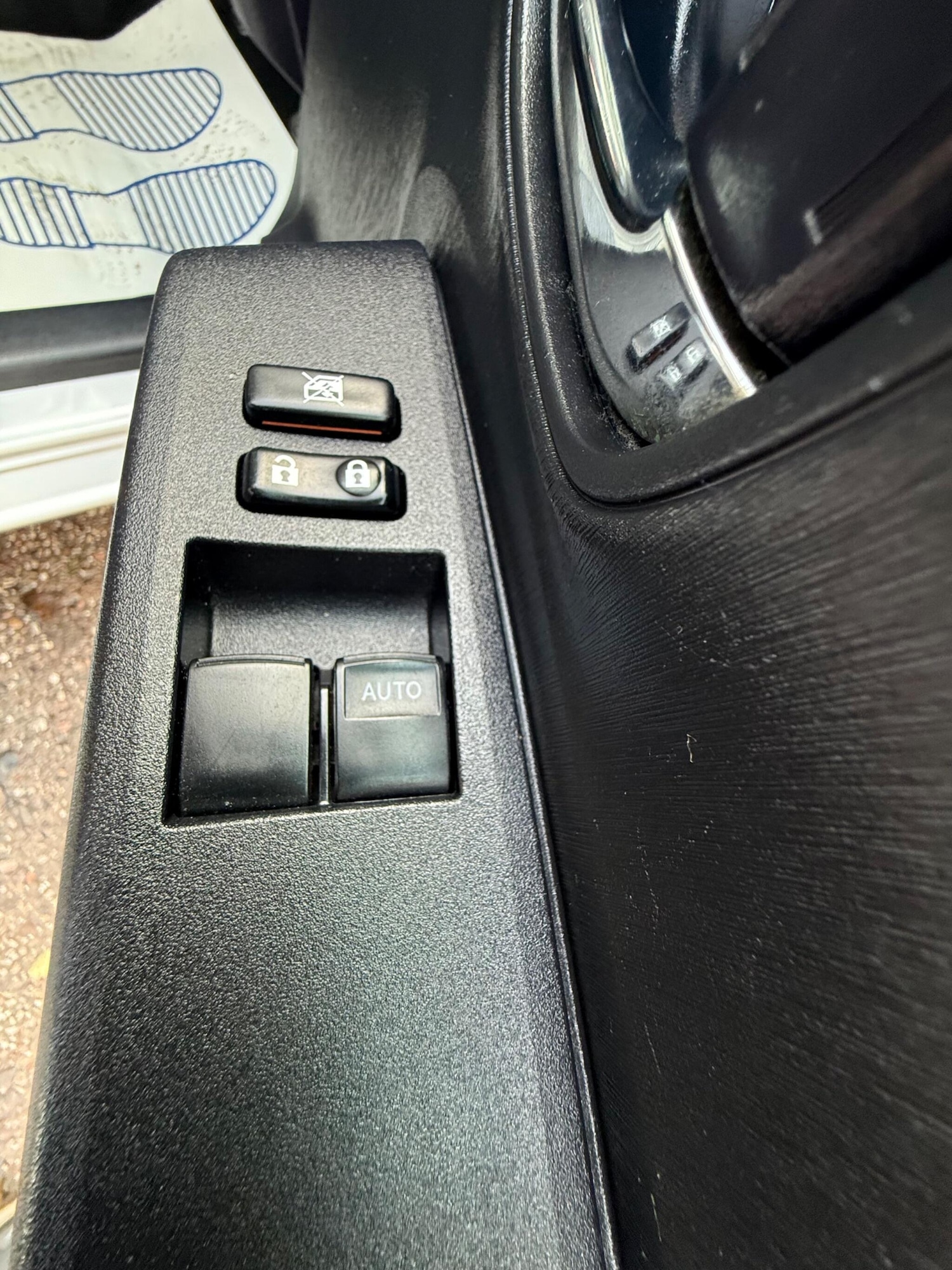 Used Toyota Yaris 2013 for sale - 76633397: Photo 28