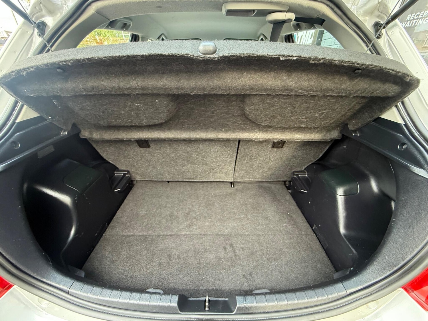 Used Toyota Yaris 2013 for sale - 76633397: Photo 29