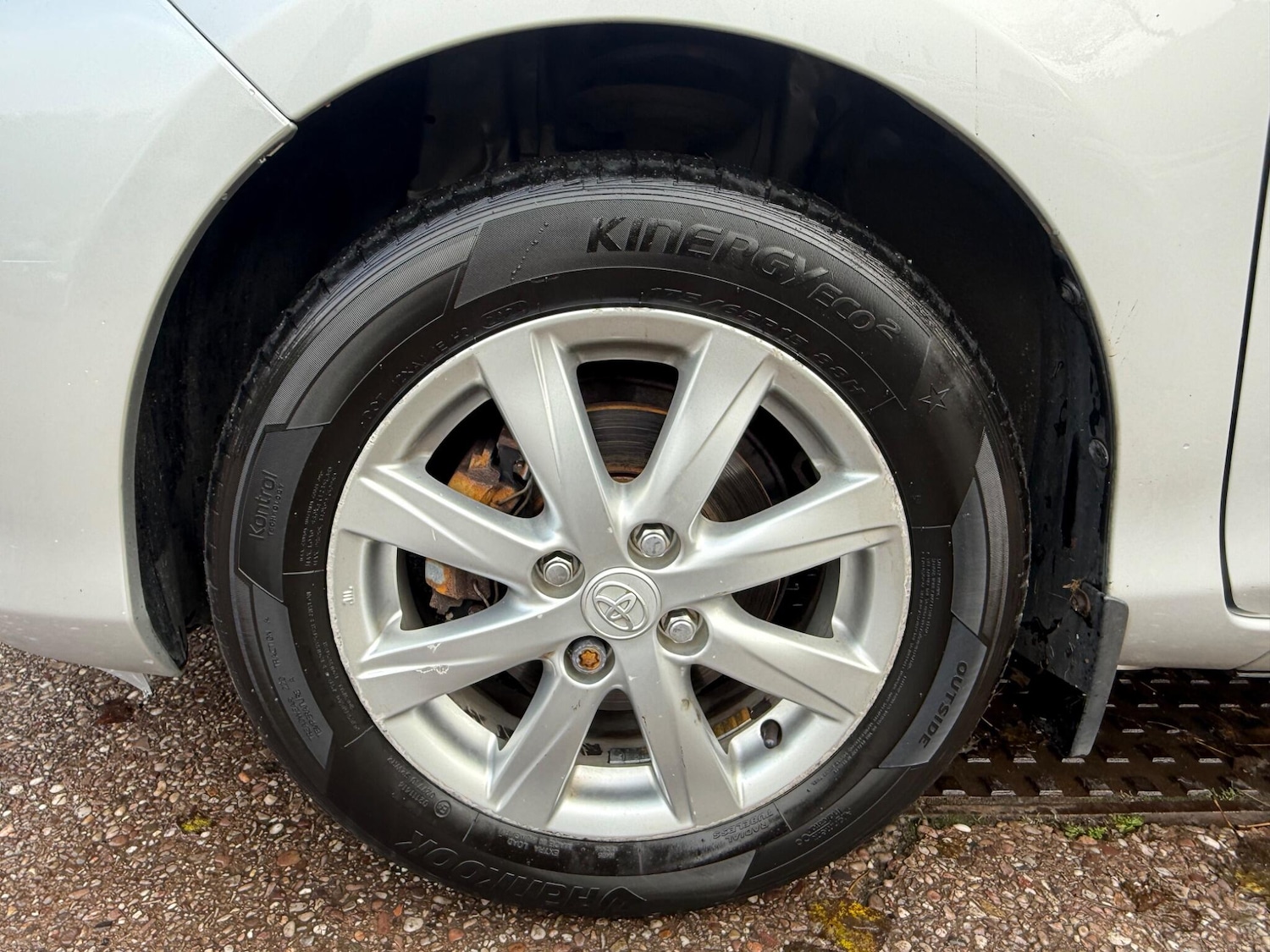 Used Toyota Yaris 2013 for sale - 76633397: Photo 30