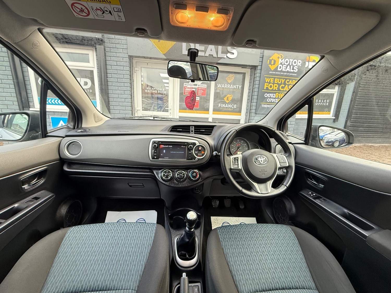 Used Toyota Yaris 2013 for sale - 76633397: Photo 4