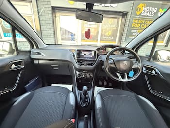 Used Peugeot 208 2016 for sale - 79794596: Photo