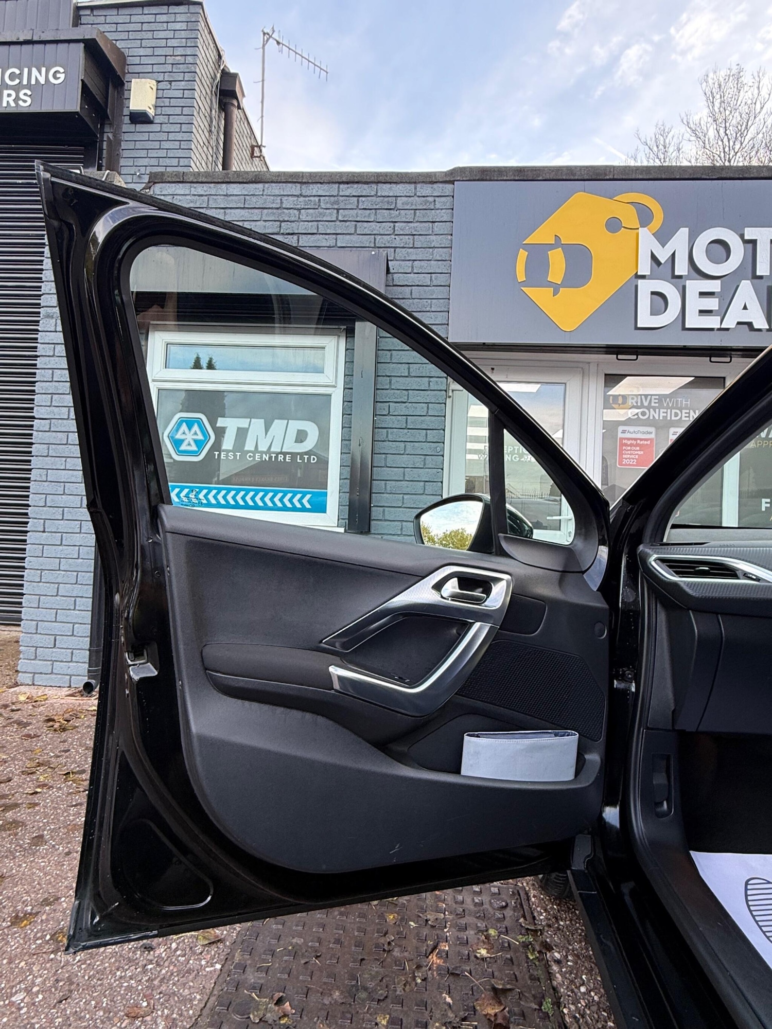 Used Peugeot 2008 2015 for sale - 77090833: Photo 13