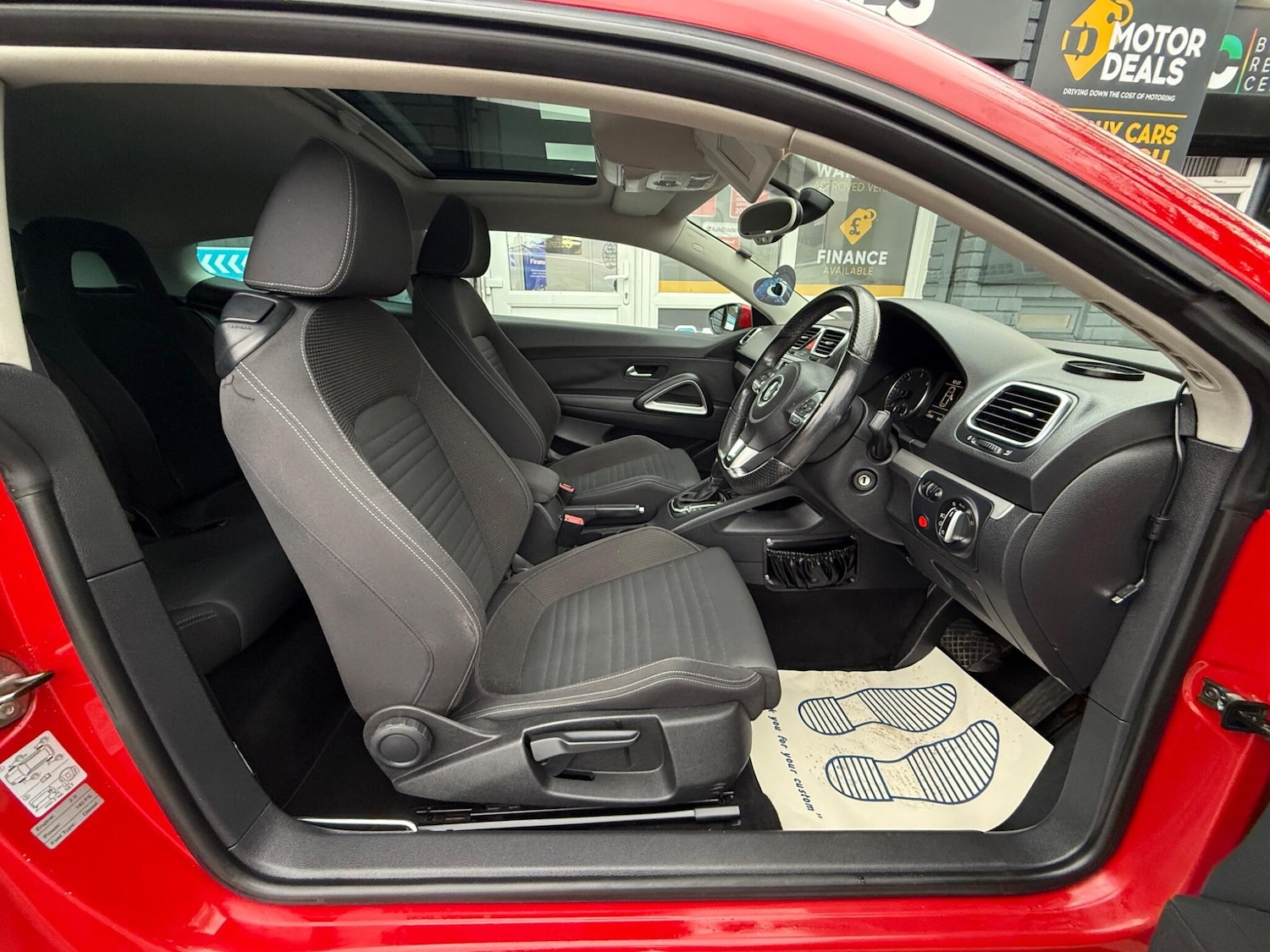 Used Volkswagen Scirocco 2010 for sale - 77203743: Photo 15