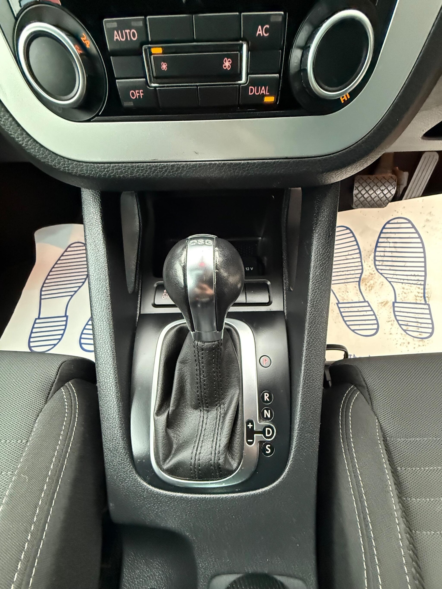 Used Volkswagen Scirocco 2010 for sale - 77203743: Photo 26