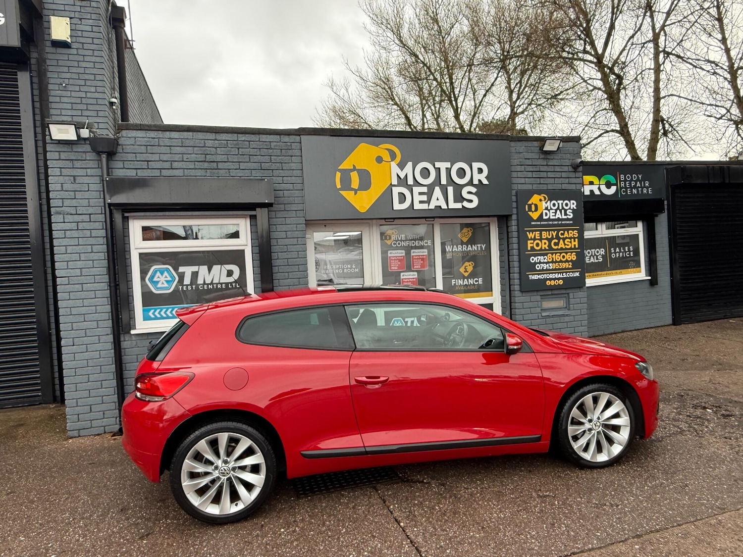 Used Volkswagen Scirocco 2010 for sale - 77203743: Photo 6