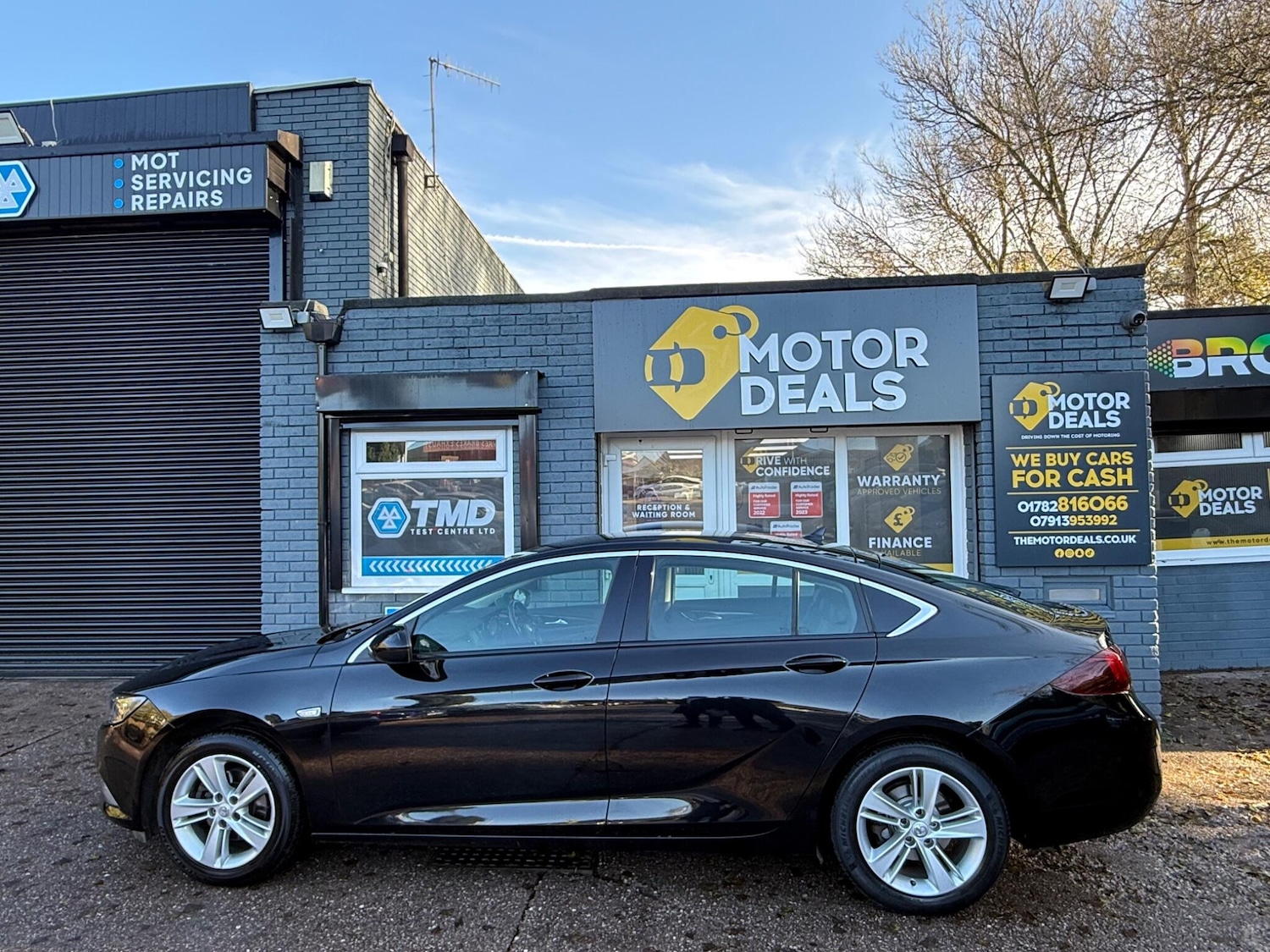 Used Vauxhall Insignia 2019 for sale - 76849801: Photo 11