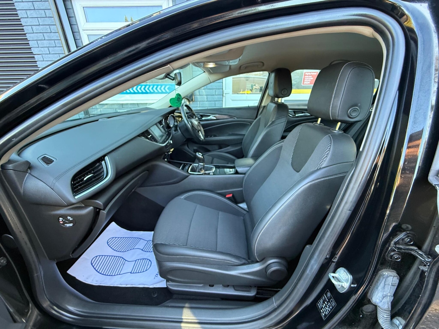 Used Vauxhall Insignia 2019 for sale - 76849801: Photo 17