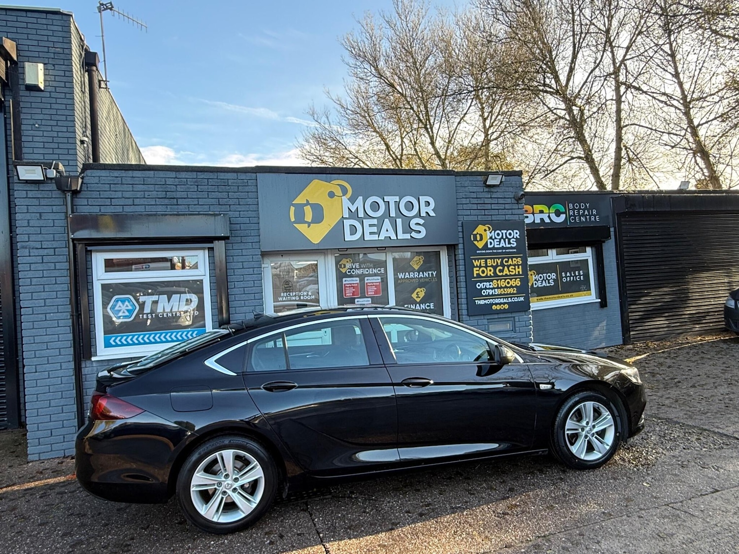 Used Vauxhall Insignia 2019 for sale - 76849801: Photo 6