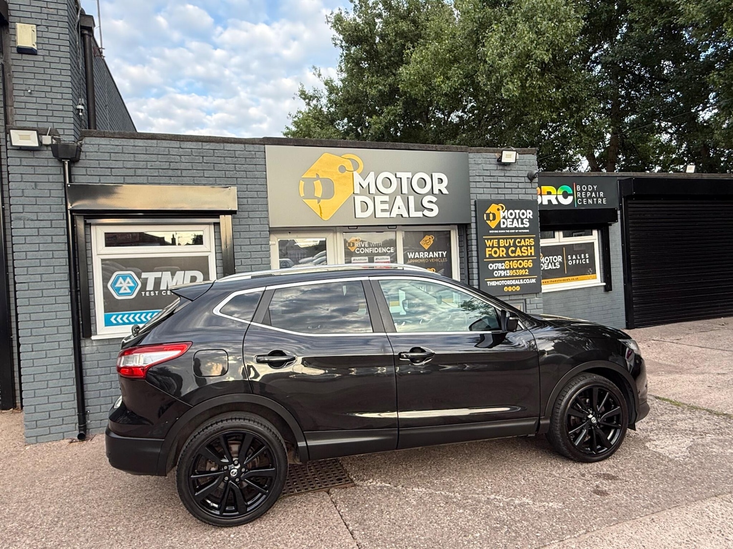 Used Nissan Qashqai 2015 for sale - 76585515: Photo 6